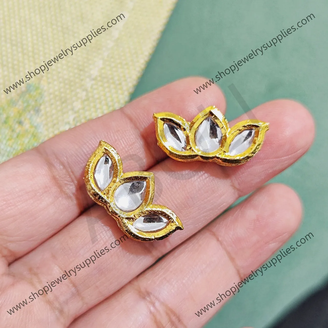 Lotus jadau kundan Meenakari clear stone for invisible necklace affordable artificial stone 1 piece IAJK06