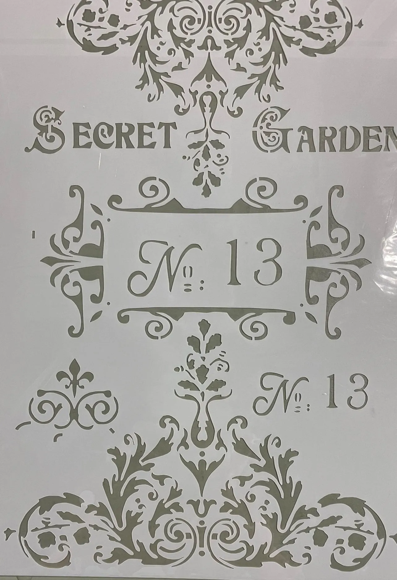 STENCILS PARIS 13 SECRET GARDEN   8x11